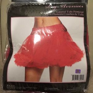 New Petticoat, Red color